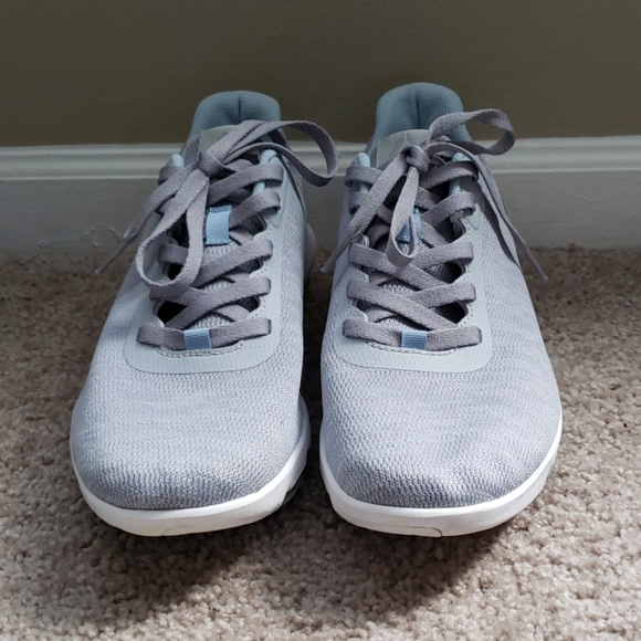 *SOLD* Reebok DMX shoes - Picture 2 of 7